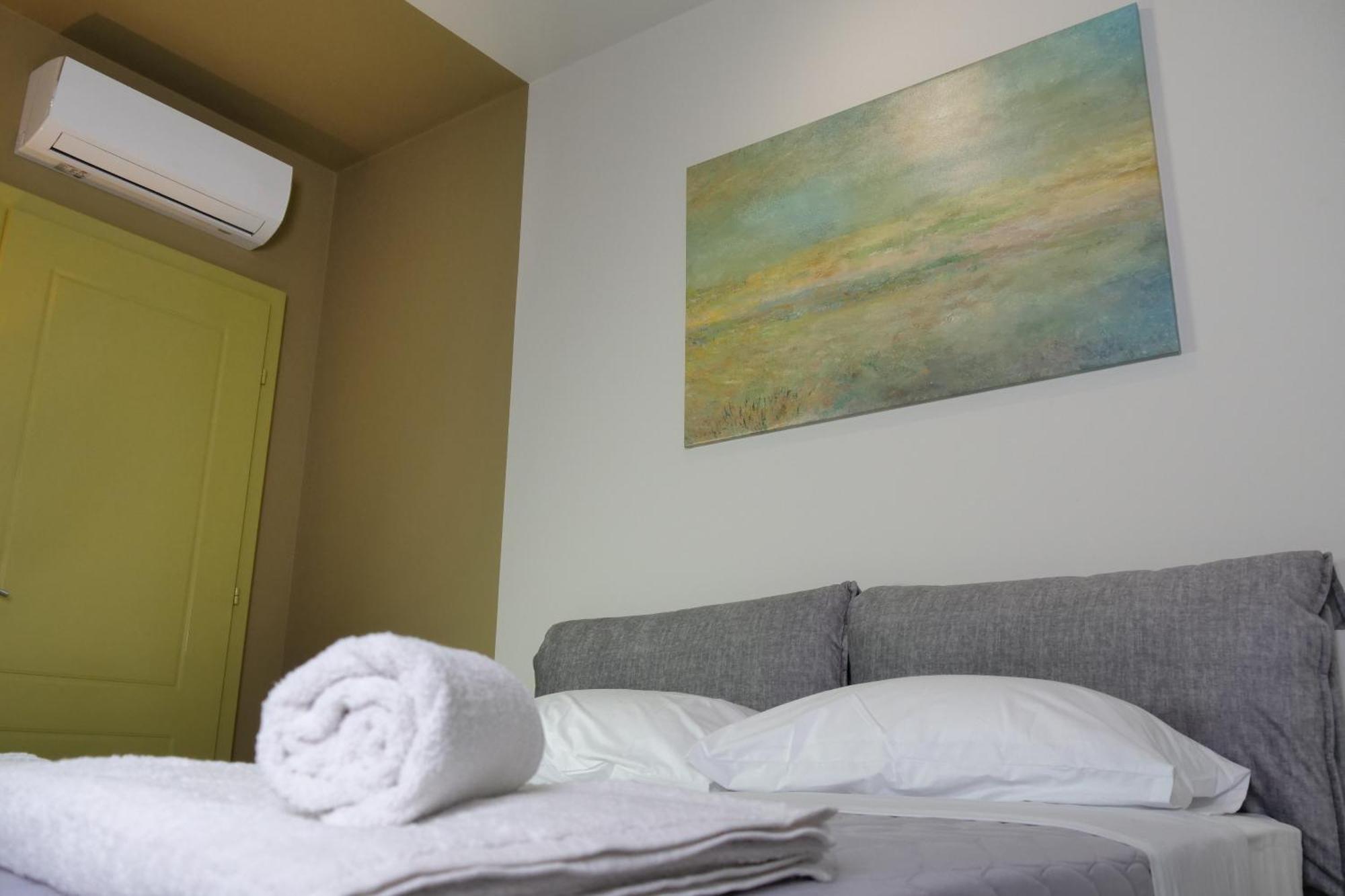 Stay-Five Rooms & Apartments Σκόδρα Εξωτερικό φωτογραφία