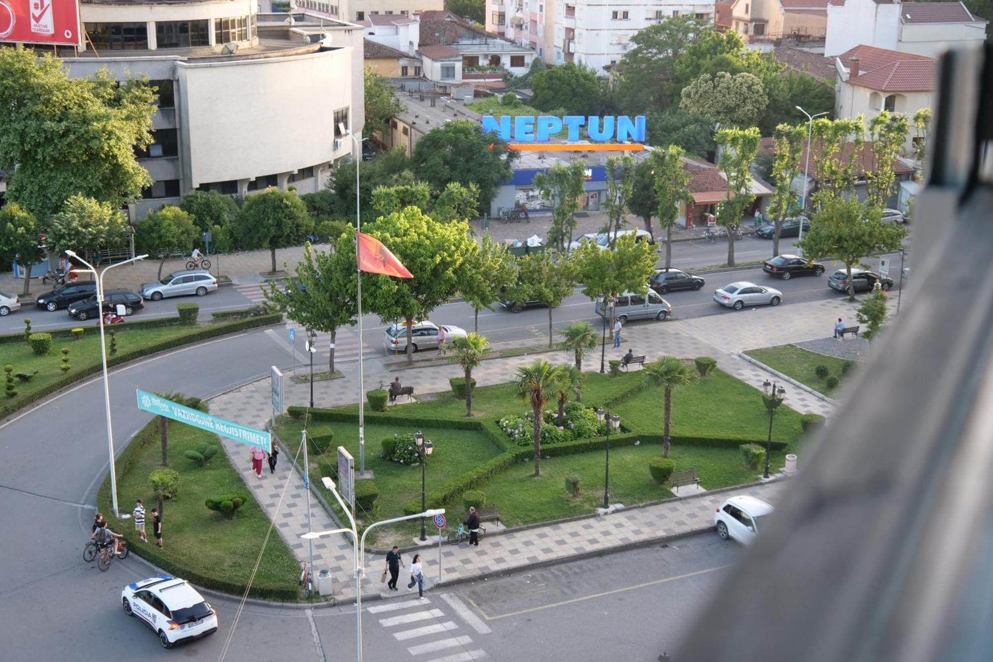 Stay-Five Rooms & Apartments Σκόδρα Εξωτερικό φωτογραφία