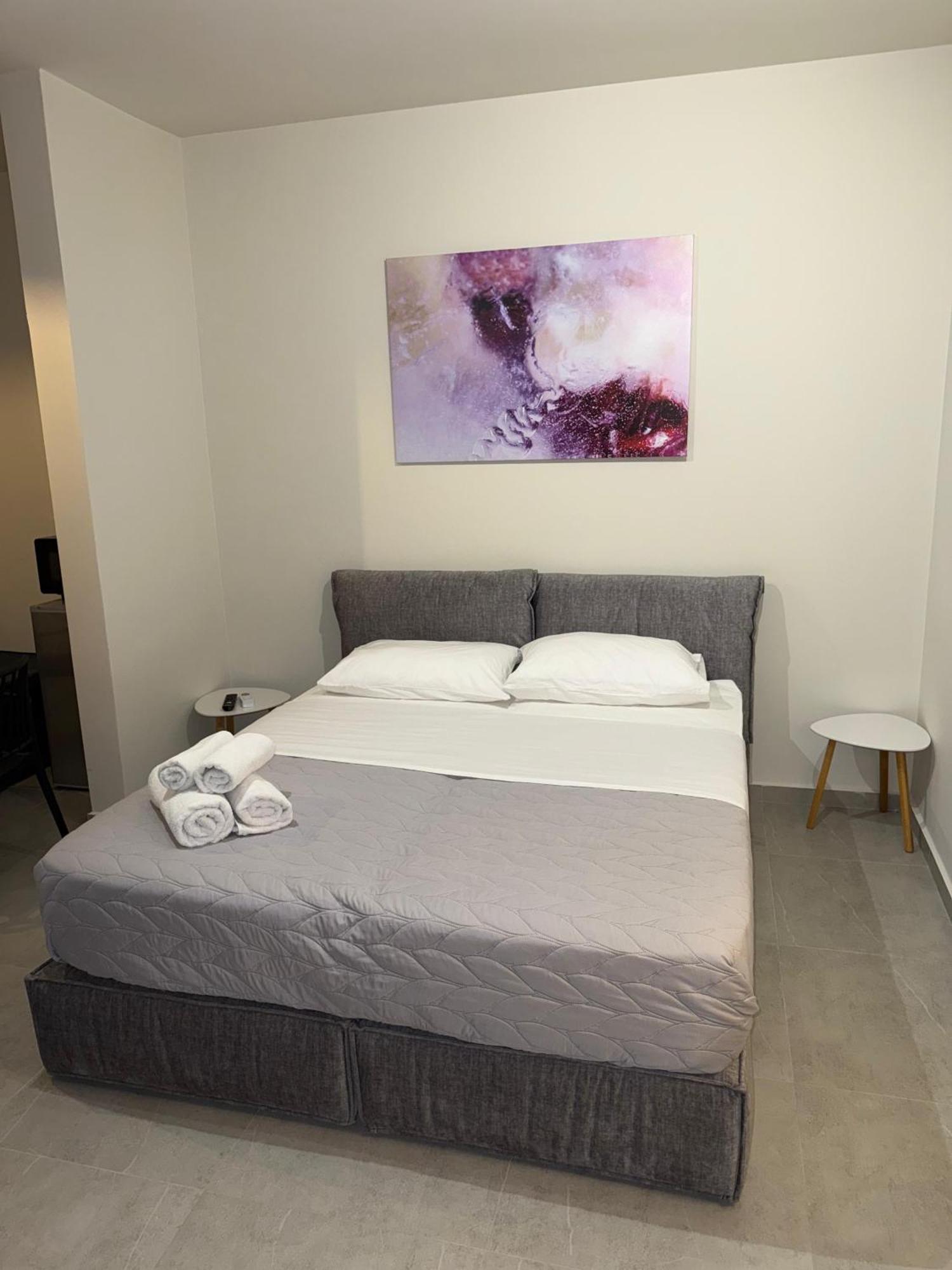 Stay-Five Rooms & Apartments Σκόδρα Εξωτερικό φωτογραφία