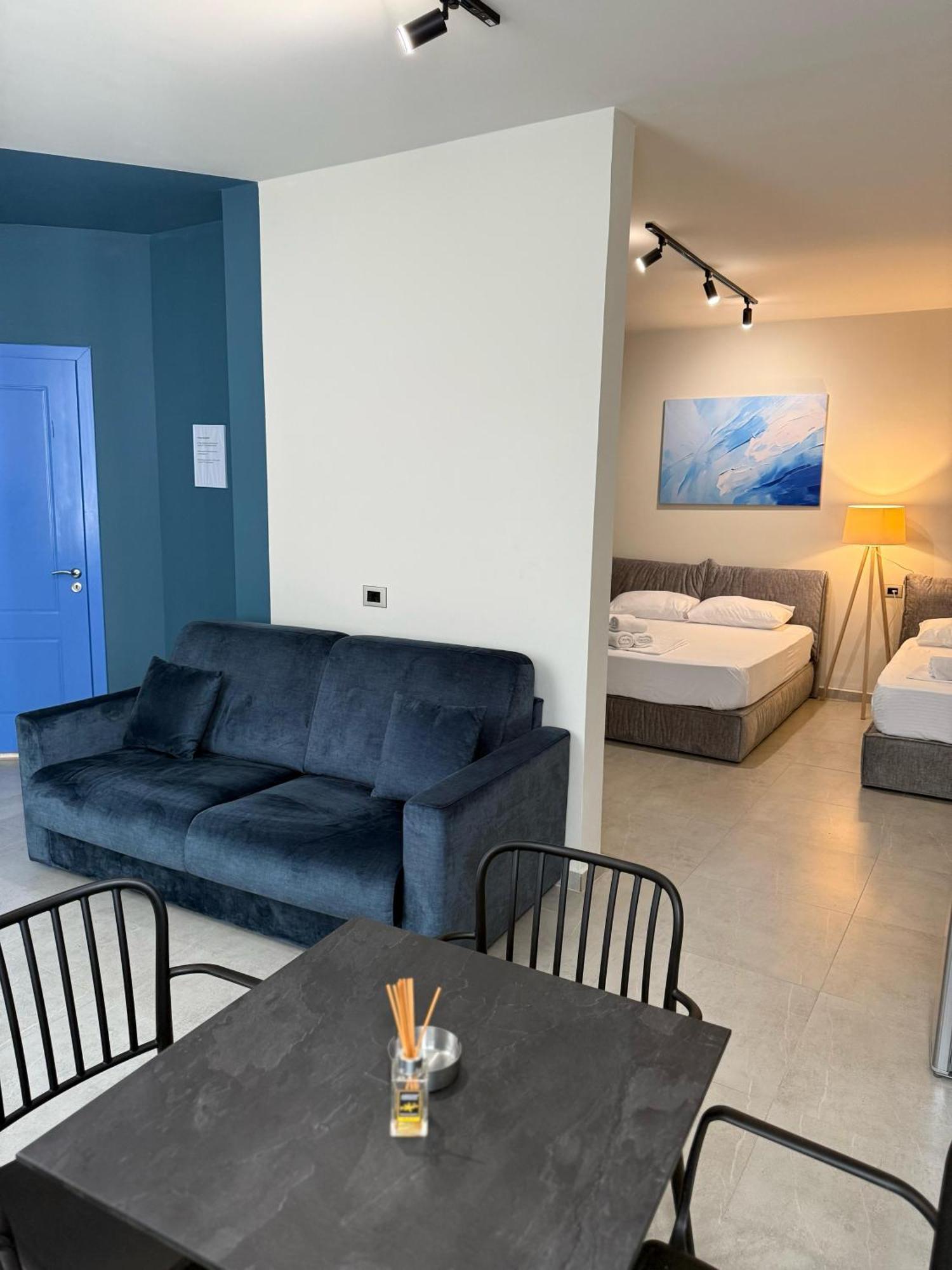 Stay-Five Rooms & Apartments Σκόδρα Εξωτερικό φωτογραφία
