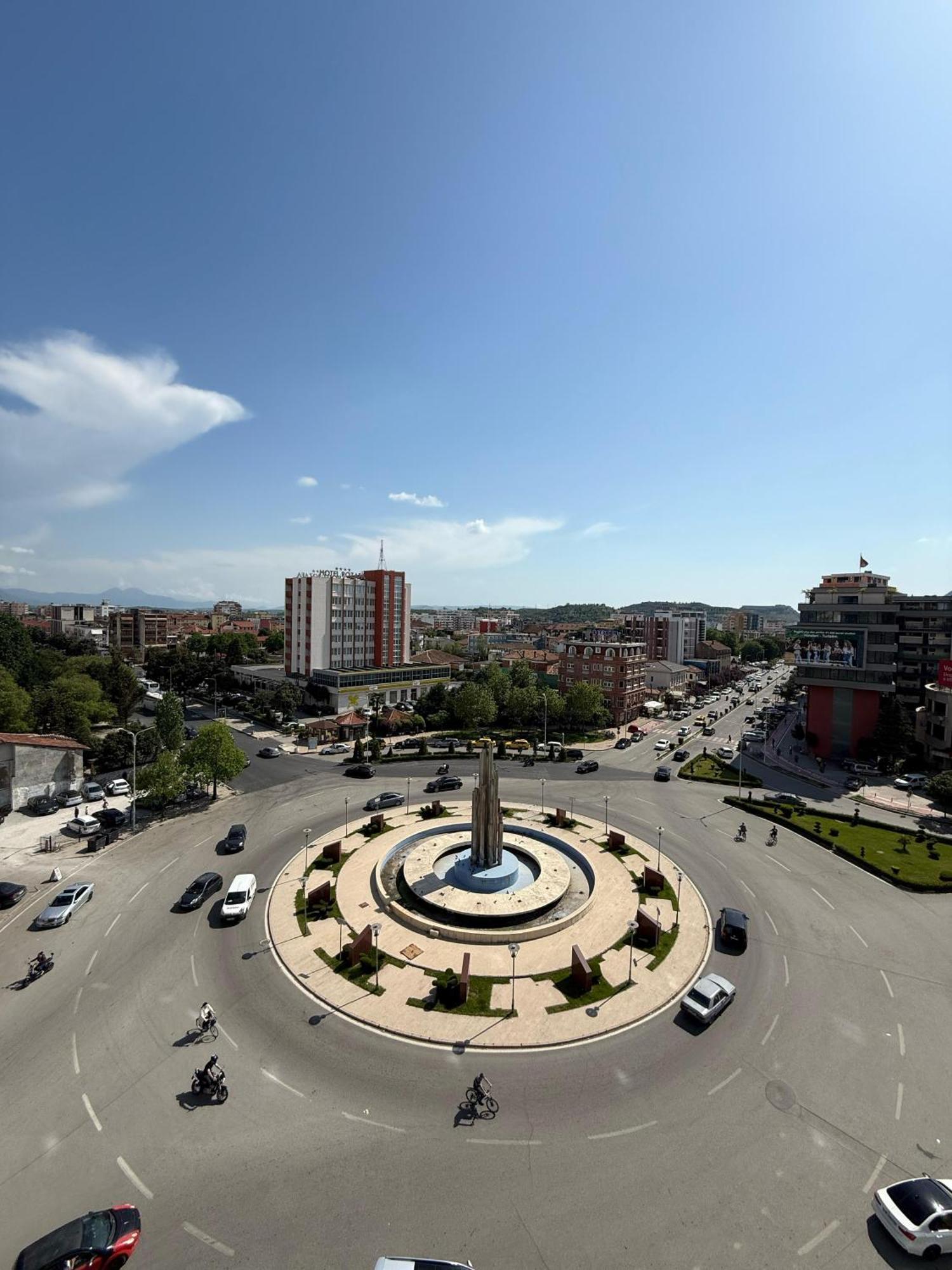 Stay-Five Rooms & Apartments Σκόδρα Εξωτερικό φωτογραφία