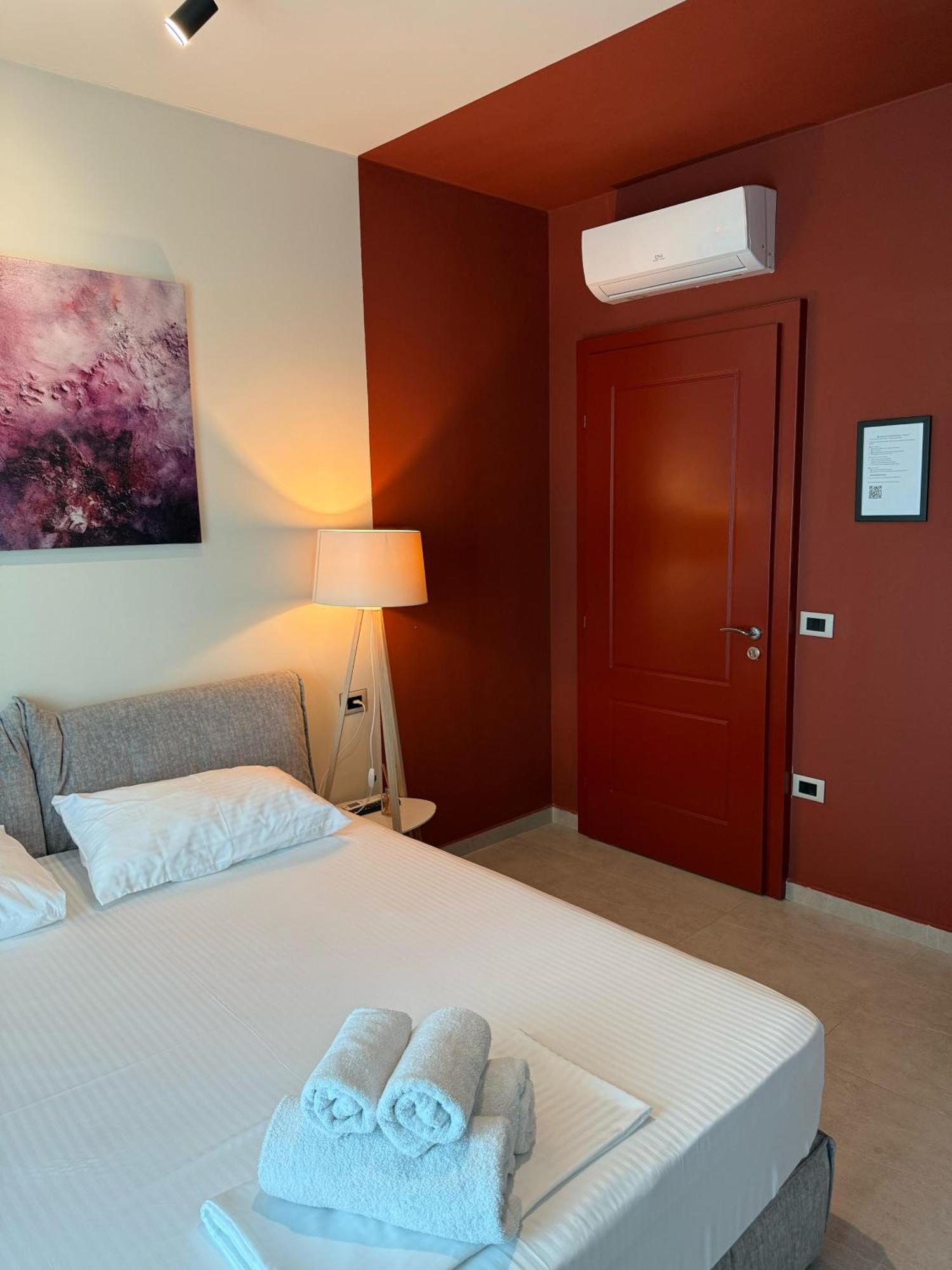 Stay-Five Rooms & Apartments Σκόδρα Εξωτερικό φωτογραφία
